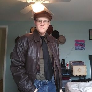 Meet your Posher, Kyle